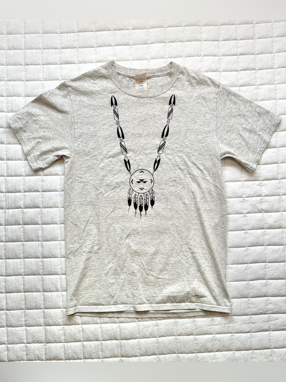 VTG Port & Company T-Shirt Native American Graphic Size S